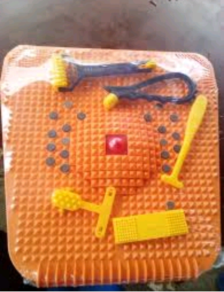 Le disque de pieds de pyramide