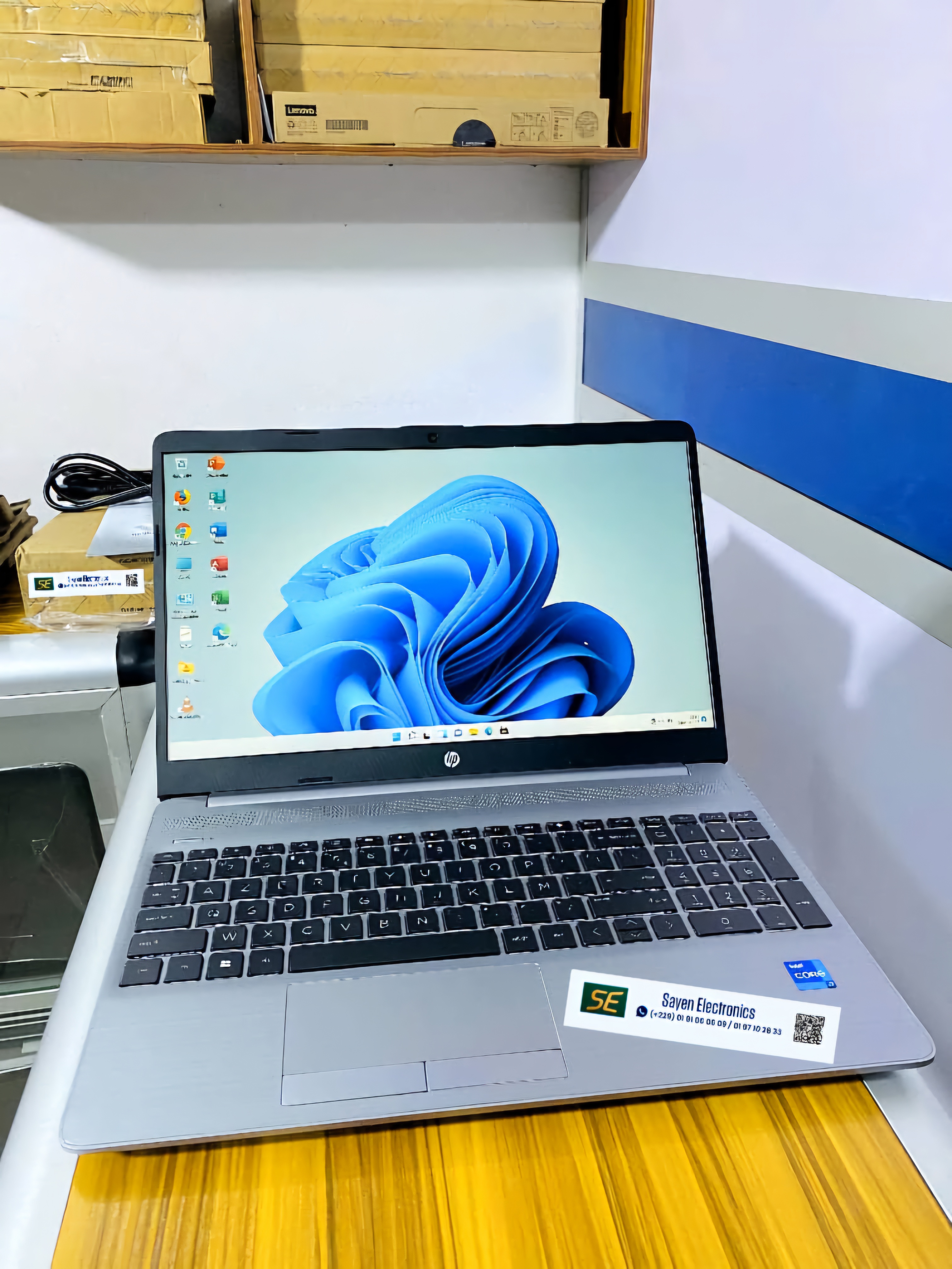 NEUF EN CARTON HP 250 G9 Notebook PC