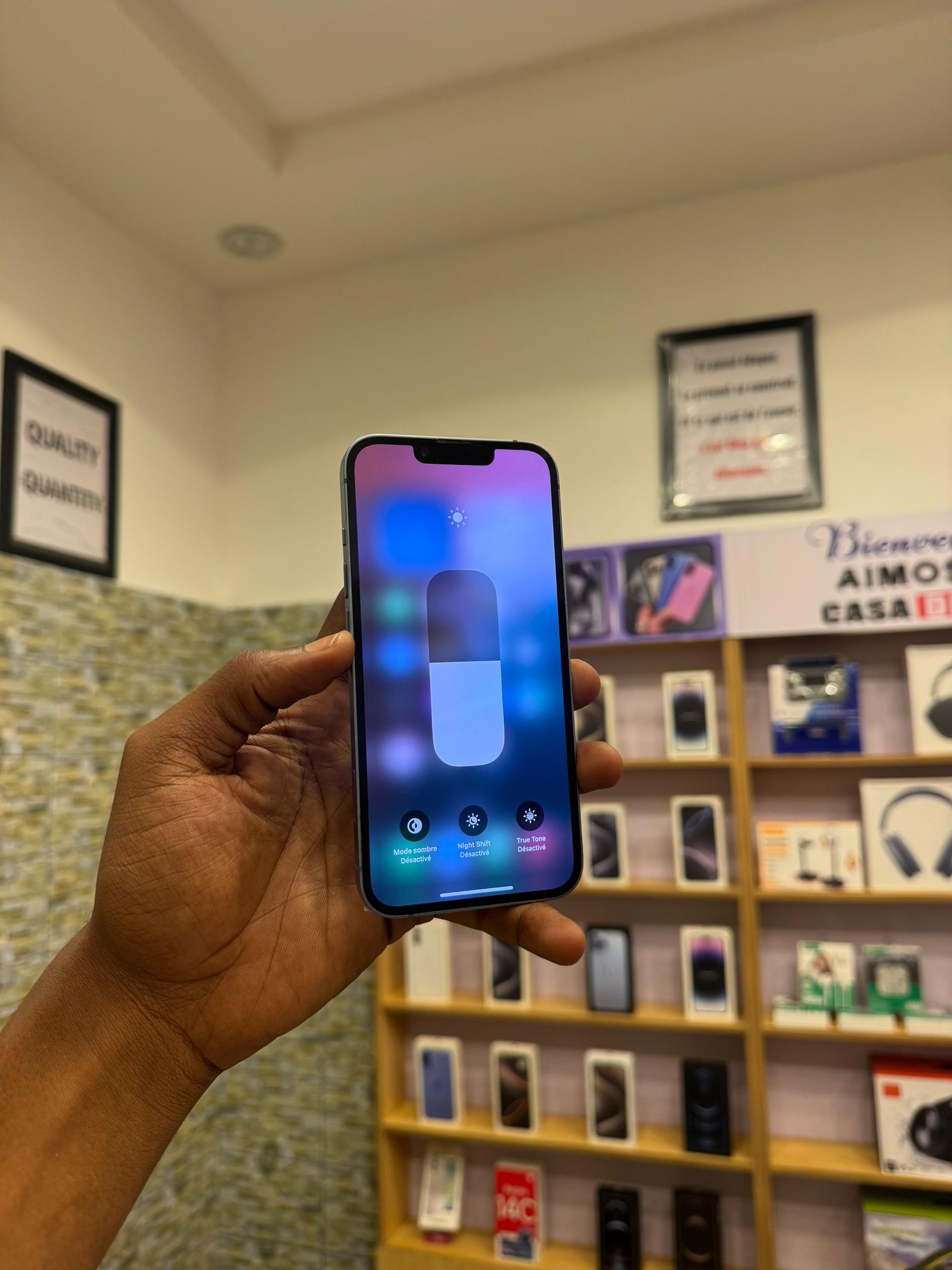 Iphone 14 simple venu